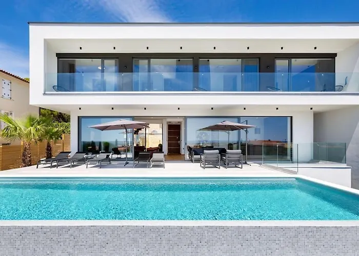 Villa Luxury Dali - 42 M2 Infinity Pool & Wellness