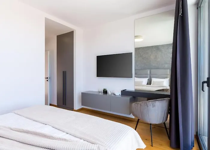 Luxury Dali - 42 M2 Infinity Pool & Wellness * 메덜린