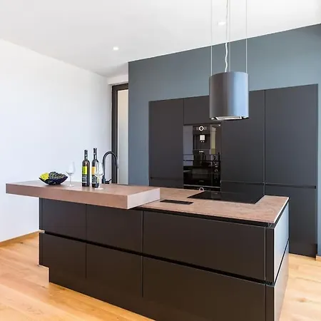 Luxury Dali - 42 M2 Infinity Pool & Wellness *