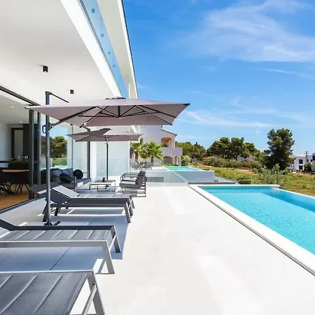 Luxury Dali - 42 M2 Infinity Pool & Wellness Villa *