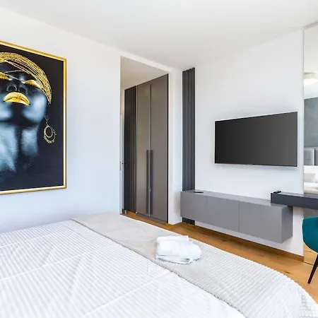 Luxury Dali - 42 M2 Infinity Pool & Wellness Вилла Медулин