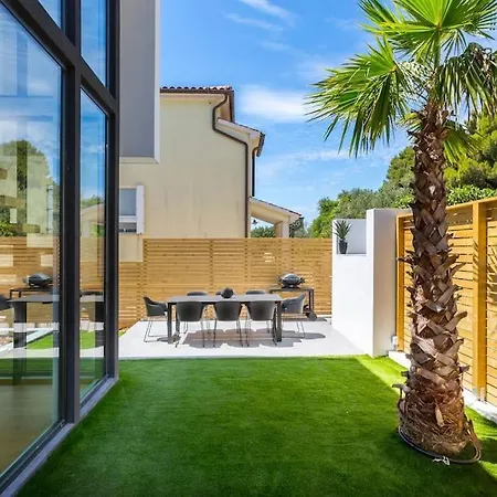 Luxury Dali - 42 M2 Infinity Pool & Wellness Medulin