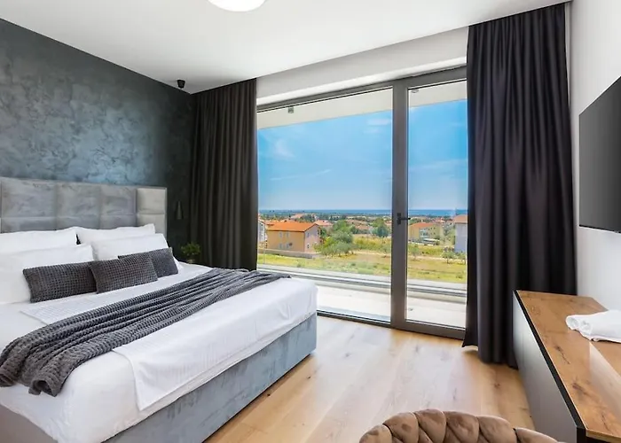 Luxury Dali - 42 M2 Infinity Pool & Wellness Villa *