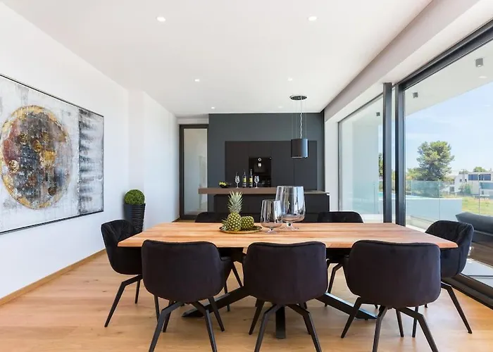 Luxury Dali - 42 M2 Infinity Pool & Wellness *