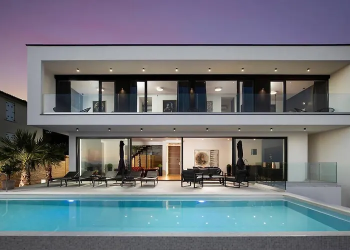 Villa Luxury Dali - 42 M2 Infinity Pool & Wellness